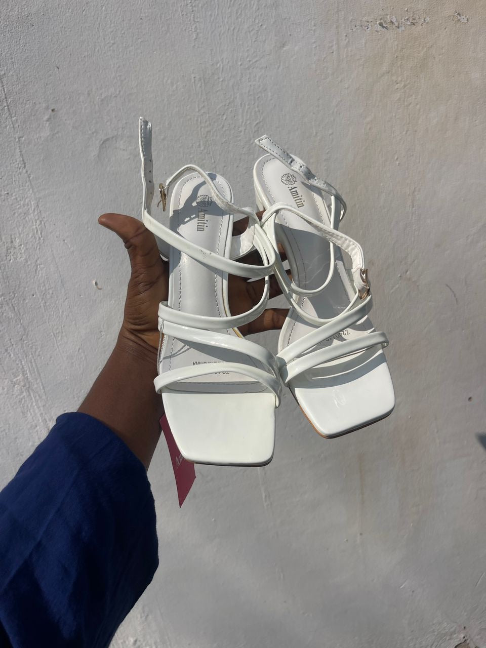 Ladies block heels. Comes in a box