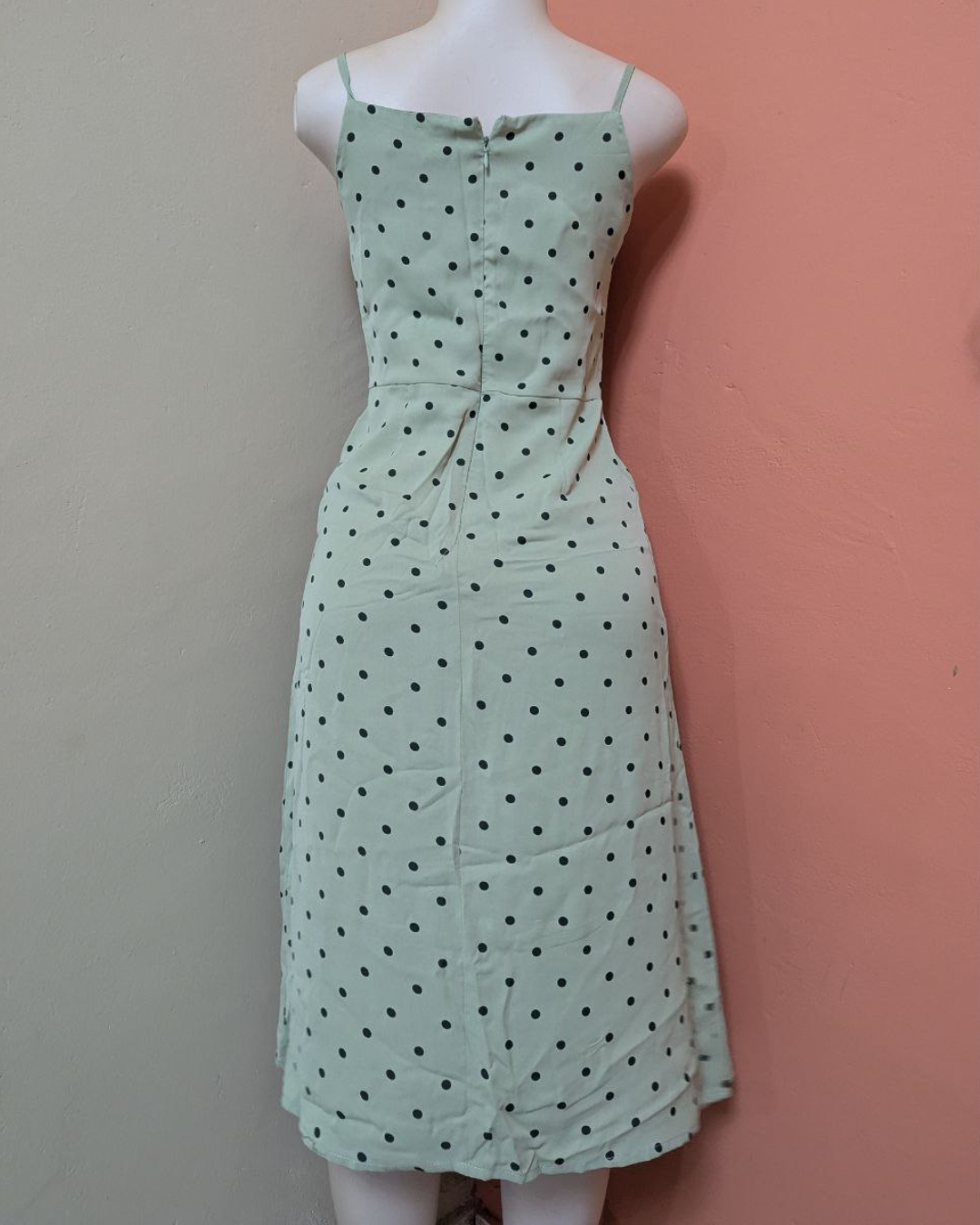 Light Green Sleeveless Polka Dot Midi Dress – Round Neck Summer Style for Women (THRIFT)
