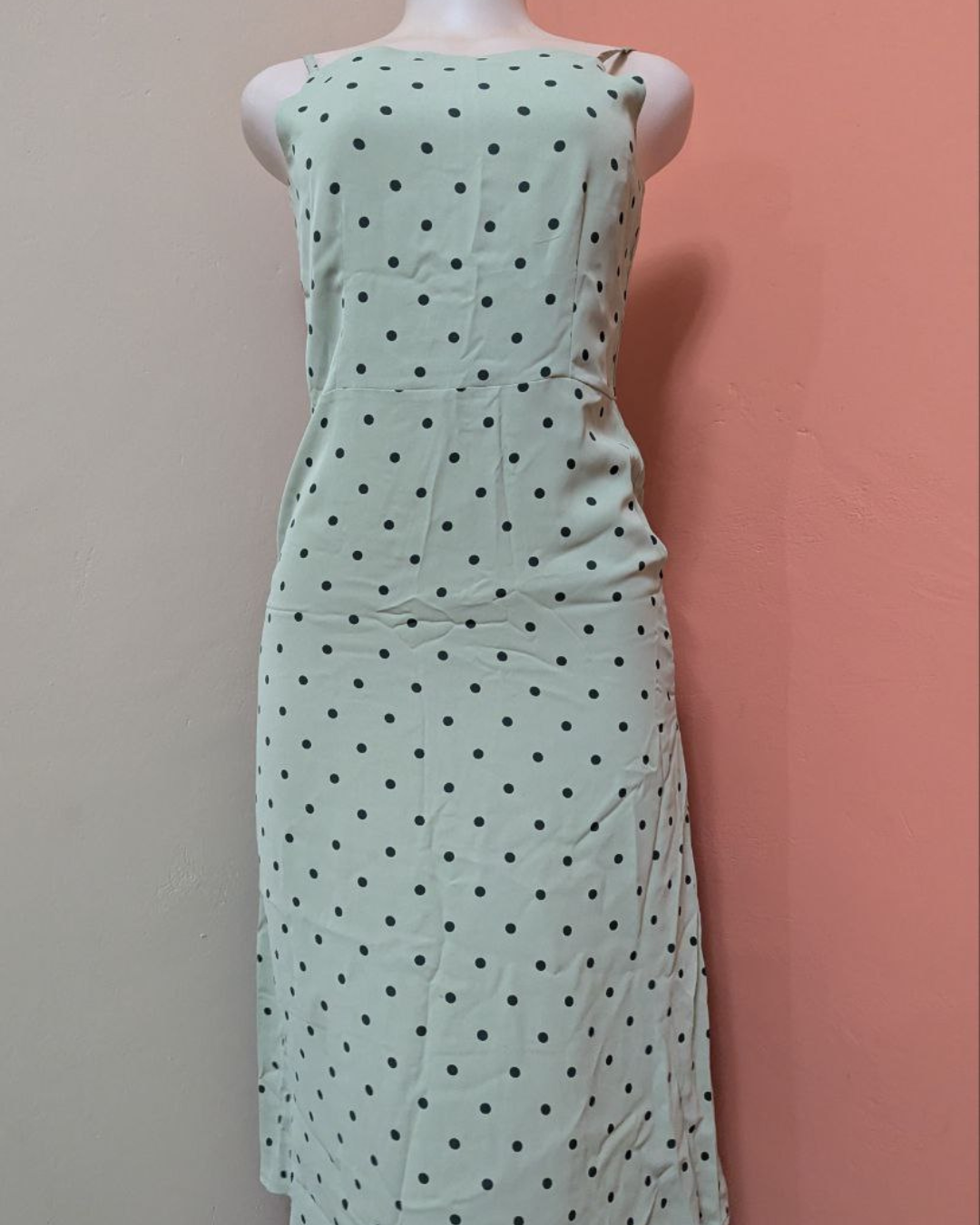 Light Green Sleeveless Polka Dot Midi Dress – Round Neck Summer Style for Women (THRIFT)