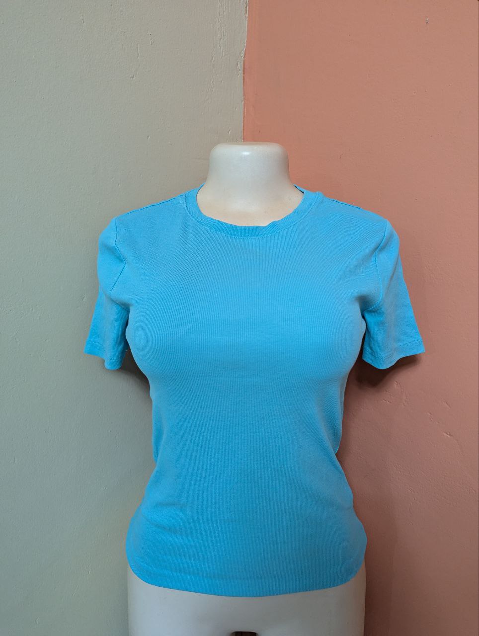 Classic Sky Blue Fitted T-Shirt (THRIFT)
