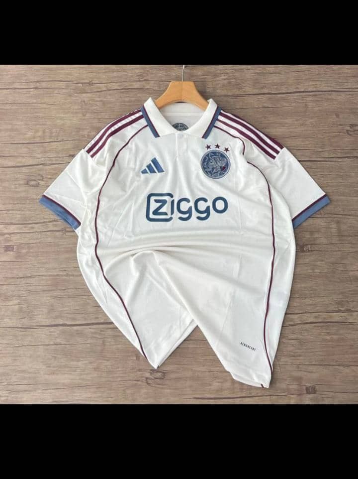 Ajax away kit