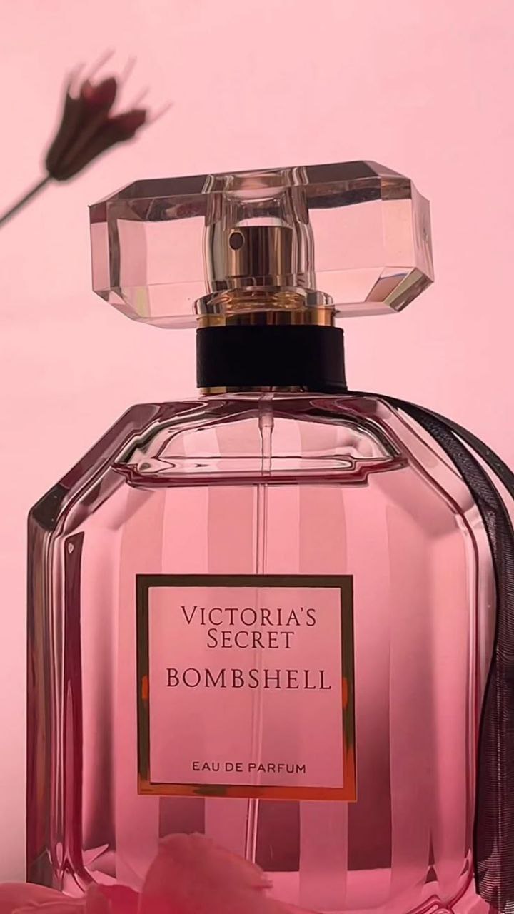 Victoria Secret Bomshell perfume